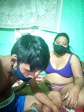 Group Of Lust online show from 04-15-26, 08:31