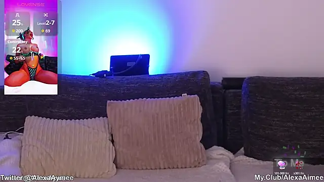 AlexaAimee online show from 12-17-25, 12:26