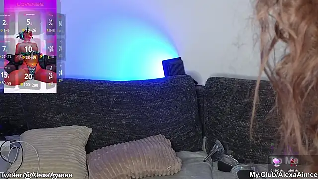 AlexaAimee online show from 01-10-26, 01:45