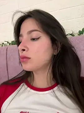 Snapshot of annaharper- chatting on 12-20-24, 07:22 annaharper- online show from 12-20-24, 07:22