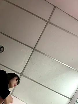 Snapshot of annaharper- chatting on 12-05-24, 04:04 annaharper- online show from 12-05-24, 04:04