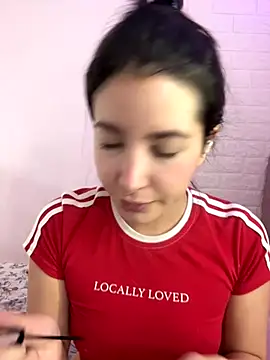 Snapshot of annaharper- chatting on 09-10-25, 04:22 annaharper- online show from 09-10-25, 04:22