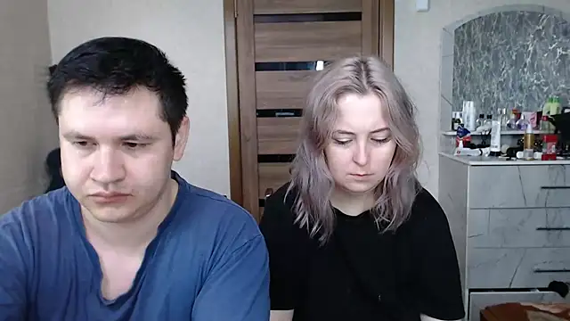 Snapshot of Kristy-Max chatting on 03-23-25, 04:38 Kristy-Max online show from 03-23-25, 04:38