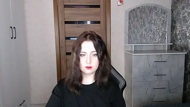 Kristy-Max online show from 11-04-25, 09:07