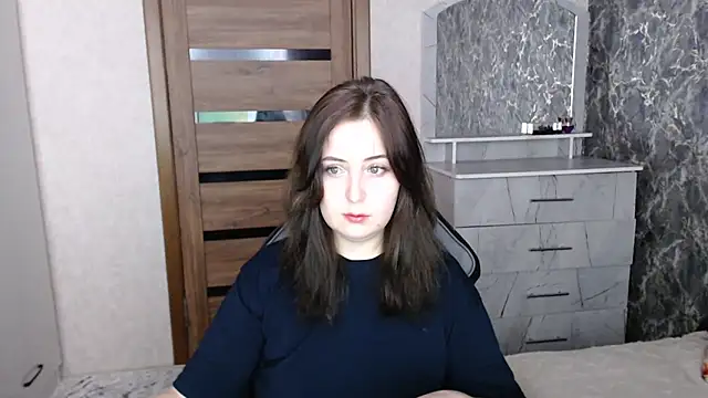 Kristy-Max online show from 12-20-25, 09:50