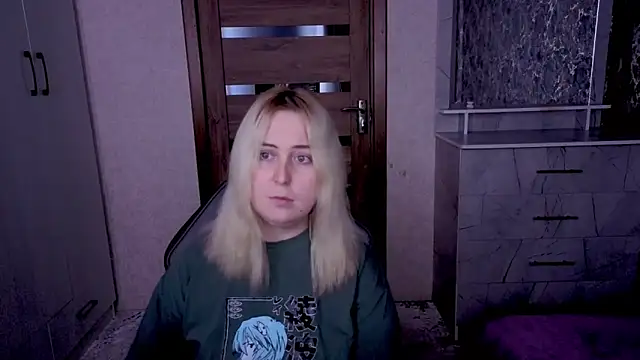 Kristy-Max online show from 04-15-26, 08:20