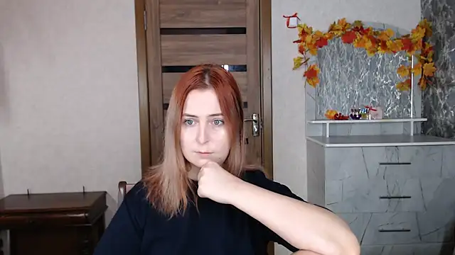 Snapshot of Kristy-Max chatting on 09-26-25, 02:02 Kristy-Max online show from 09-26-25, 02:02