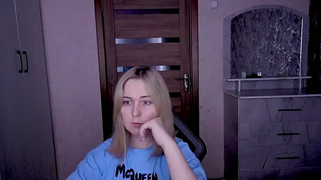 Kristy-Max online show from 02-17-26, 08:50