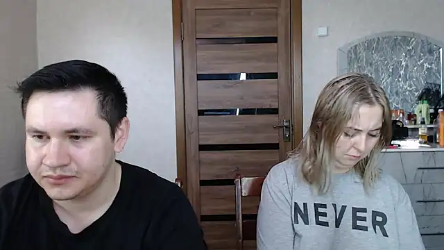 Snapshot of Kristy-Max chatting on 03-21-25, 03:12 Kristy-Max online show from 03-21-25, 03:12