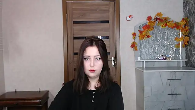 Snapshot of Kristy-Max chatting on 10-16-25, 06:10 Kristy-Max online show from 10-16-25, 06:10