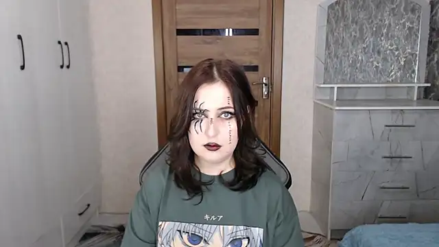 Kristy-Max online show from 10-30-25, 08:39