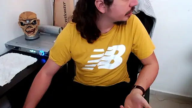 webothtwo online show from 12-07-24, 03:58