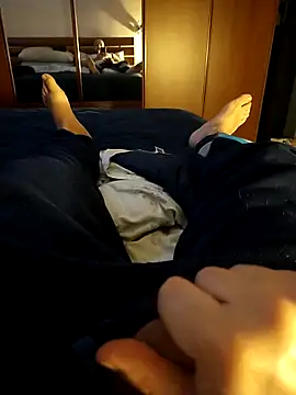 user 662 online show from 02-28-26, 11:37