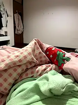 CM100412 online show from 03-18-25, 06:39