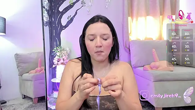  EmilyJireh  online show from 01-13-26, 07:40