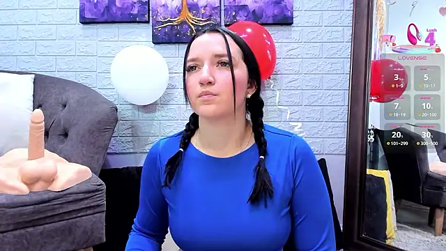 Snapshot of _EmilyJireh_ chatting on 02-14-26, 04:40 EmilyJireh online show from 02-14-26, 04:40