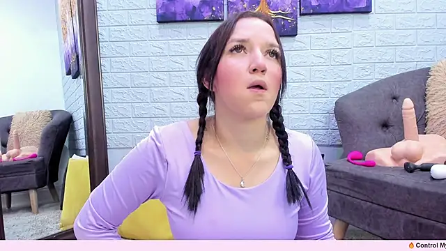  EmilyJireh  online show from 11-07-25, 07:29