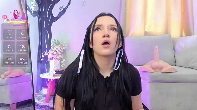  EmilyJireh  online show from 01-06-26, 04:55