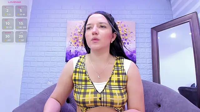  EmilyJireh  online show from 05-07-26, 07:28