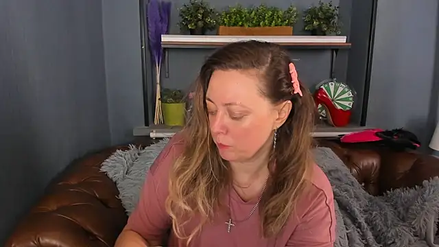 JesiaFoxi online show from 03-10-25, 12:06