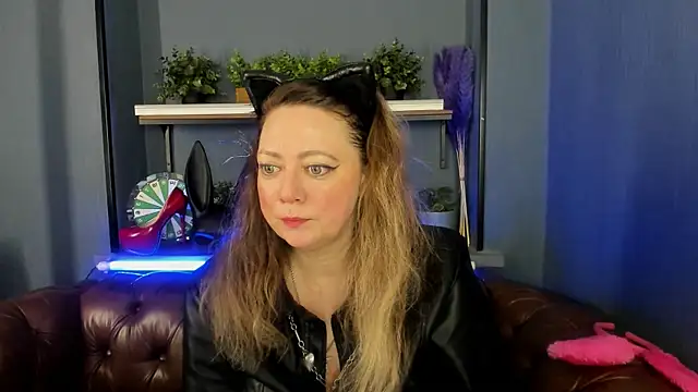 JesiaFoxi online show from 03-01-25, 12:56