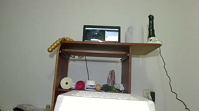 Snapshot of SensualGata13 chatting on 05-19-26, 08:16 SensualGata13 online show from 05-19-26, 08:16