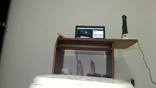 Snapshot of SensualGata13 chatting on 10-01-25, 10:24 SensualGata13 online show from 10-01-25, 10:24