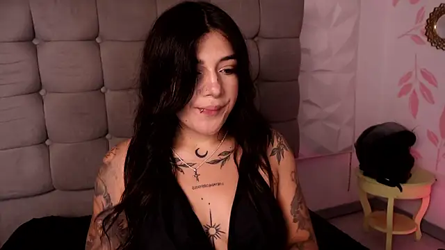 ashleyvalirya online show from 03-25-26, 08:08