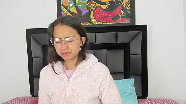 tatiana valencia online show from 03-18-25, 12:39