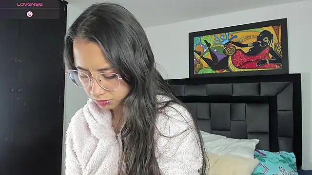 tatiana valencia online show from 03-17-25, 12:35