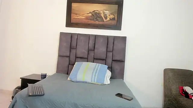 Snapshot of tatiana_valencia chatting on 05-25-26, 12:04 tatiana valencia online show from 05-25-26, 12:04