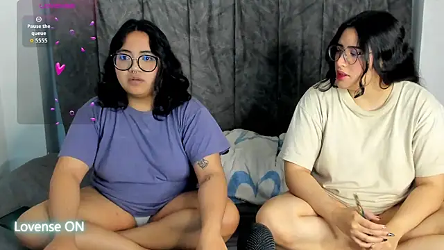 maddie-and-chelsea- online show from 07-29-26, 05:01