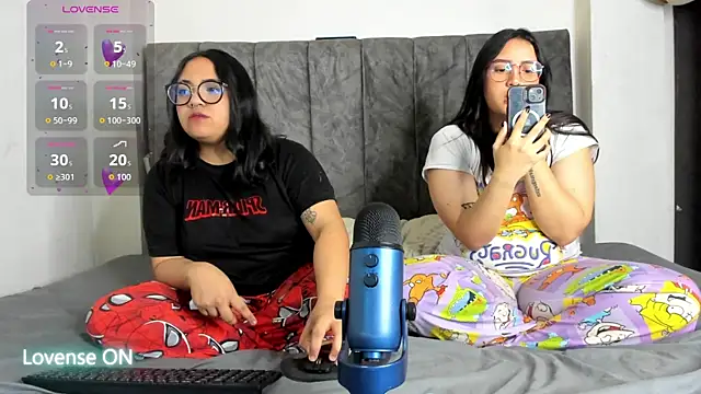 maddie-and-chelsea- online show from 06-30-26, 01:55
