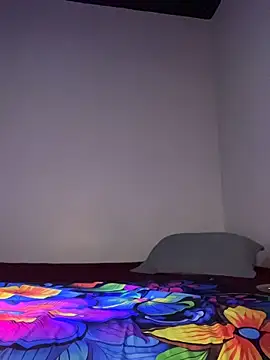 xMirana  online show from 01-15-26, 08:29