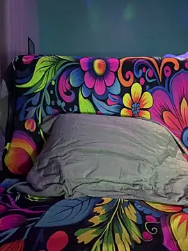 xMirana  online show from 04-02-26, 08:21