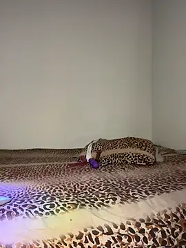 xMirana  online show from 01-06-26, 09:46