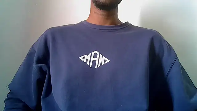 Snapshot of Alphadavid_23 chatting on 06-07-26, 04:01 Alphadavid 23 online show from 06-07-26, 04:01