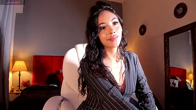 Snapshot of Giovanna_oliveira chatting on 06-25-26, 05:34 Giovanna oliveira online show from 06-25-26, 05:34