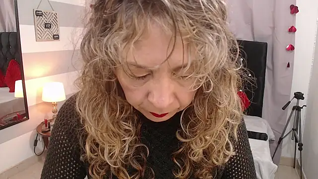 Afrodita sg online show from 04-18-26, 01:57