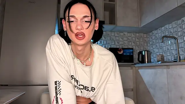 CHERLYBAY online show from 02-14-26, 04:40