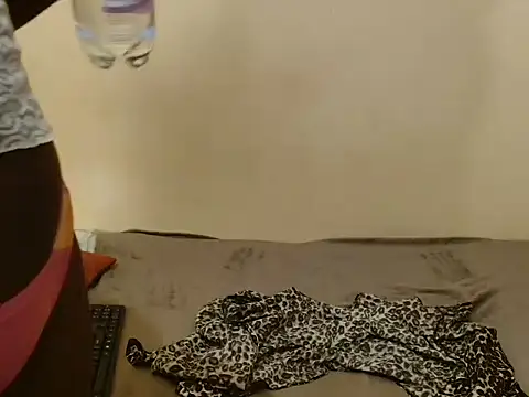 ZIPORA07 online show from 10-30-25, 06:01