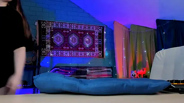 footfetish baby online show from 02-12-26, 04:29