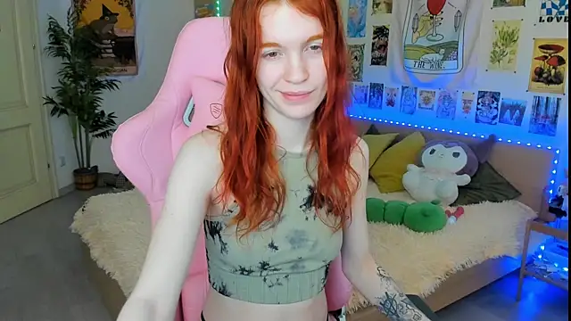 Snapshot of Sunny_Elly chatting on 03-02-25, 08:38 Sunny Elly online show from 03-02-25, 08:38