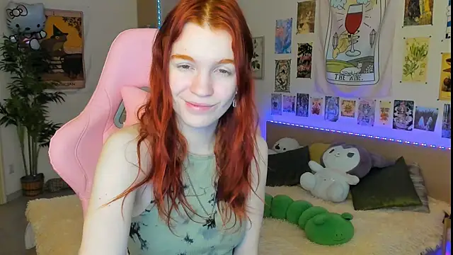 Snapshot of Sunny_Elly chatting on 02-09-25, 08:32 Sunny Elly online show from 02-09-25, 08:32