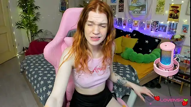 Sunny Elly online show from 04-07-26, 06:26