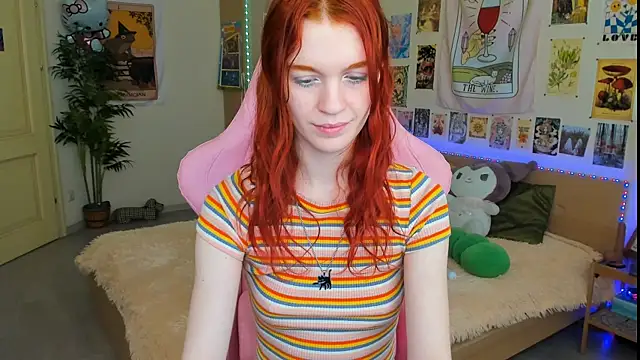 Snapshot of Sunny_Elly chatting on 02-07-25, 10:08 Sunny Elly online show from 02-07-25, 10:08