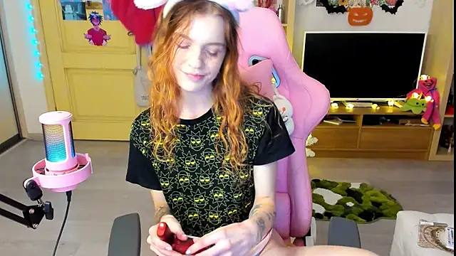 Sunny Elly online show from 12-05-25, 03:21