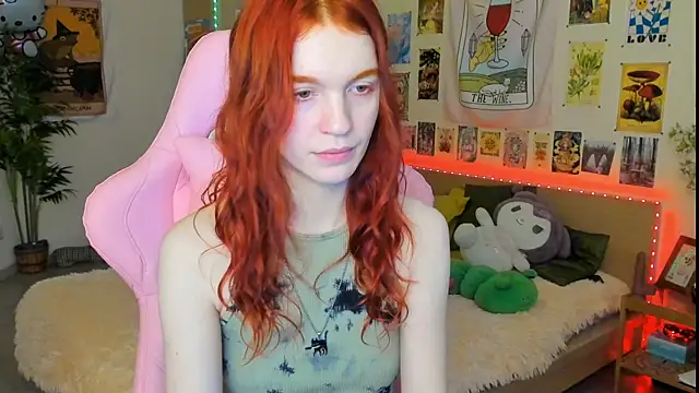 Snapshot of Sunny_Elly chatting on 02-02-25, 08:56 Sunny Elly online show from 02-02-25, 08:56