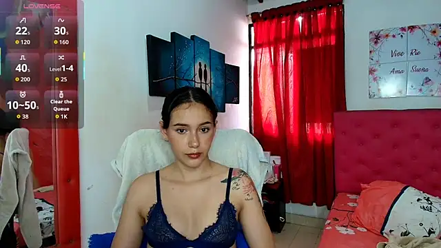 miley blue  online show from 11-13-25, 07:18