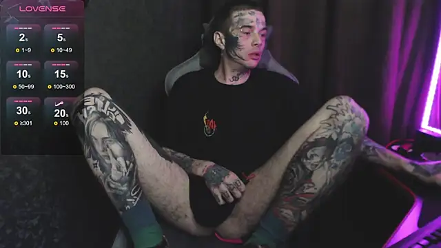 Snapshot of lonelycrystal chatting on 01-10-25, 05:24 lonelycrystal online show from 01-10-25, 05:24